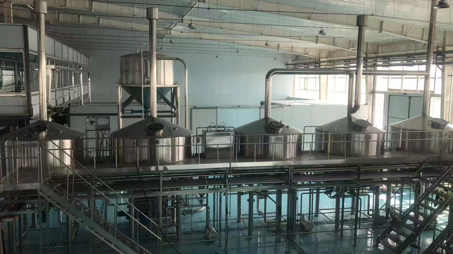 定南精酿啤酒设备厂—精酿啤酒设备主要生产工艺与核心技术